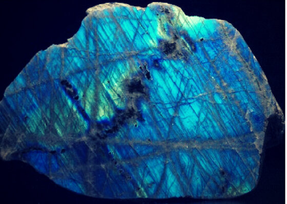 Минерал лабрадор