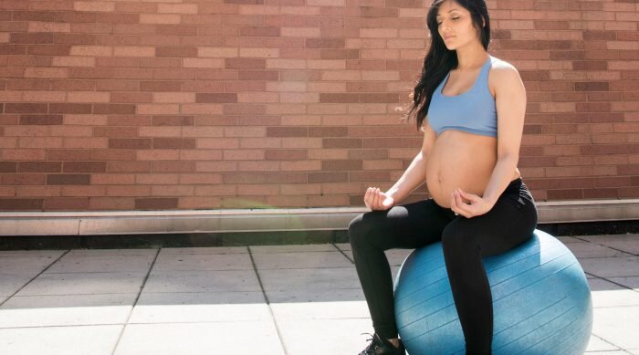  Любопытный факт: даже те женщины, которые никогда в своей жизни не занимались спортом, забеременев, задумываются о физической активности.-2