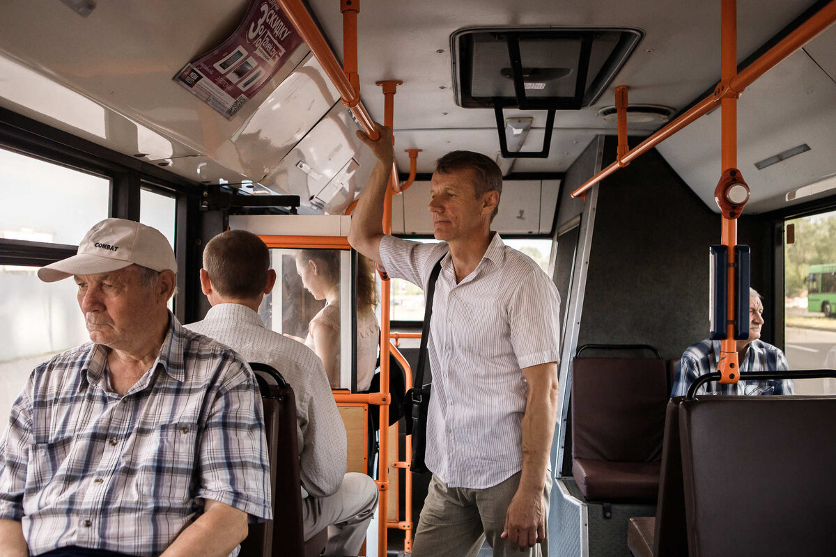 В удостоверении инвалида написано, что служба Александра способствовала развитию у него заболевания.Фото: Надежда Бужан, Имена