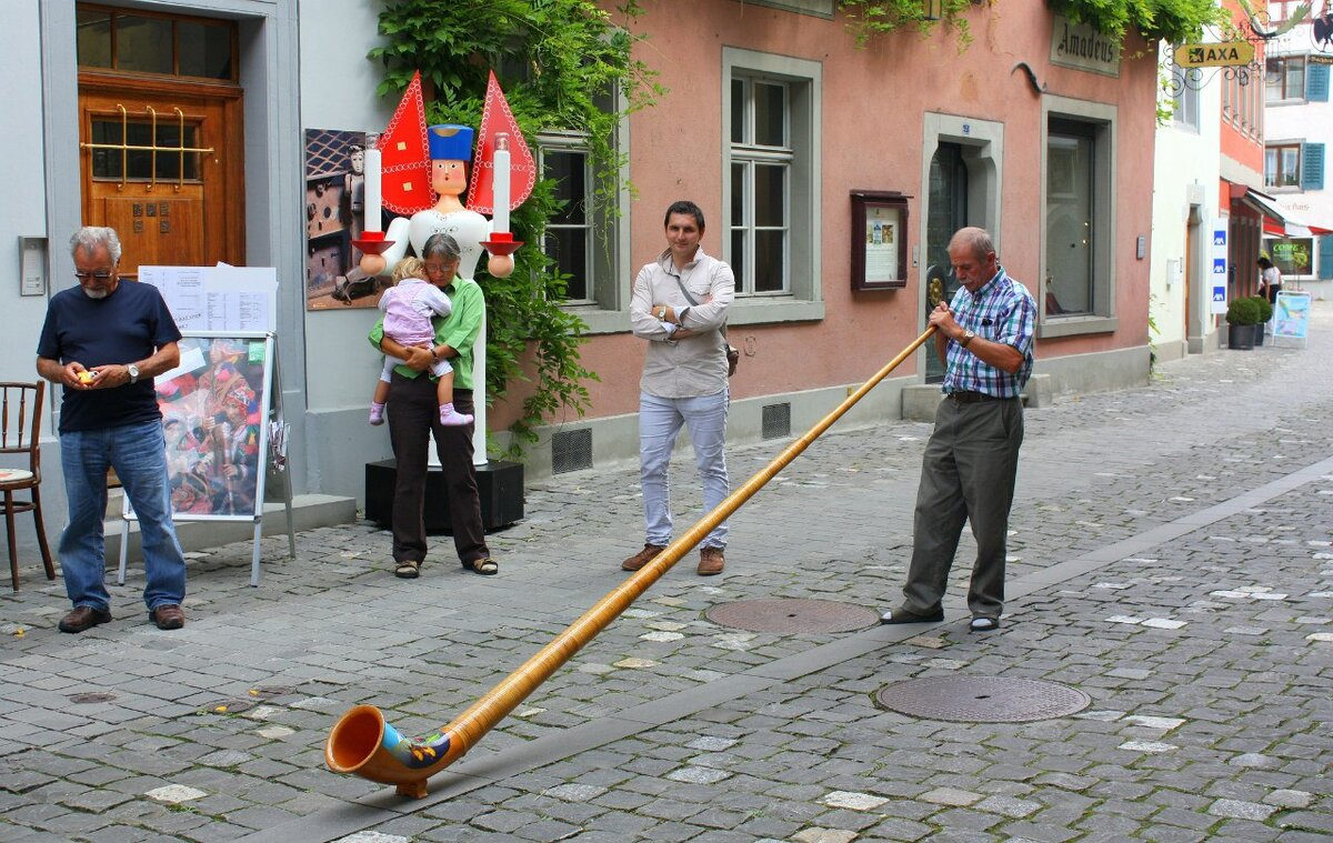 Осень, это походы в Икеа.