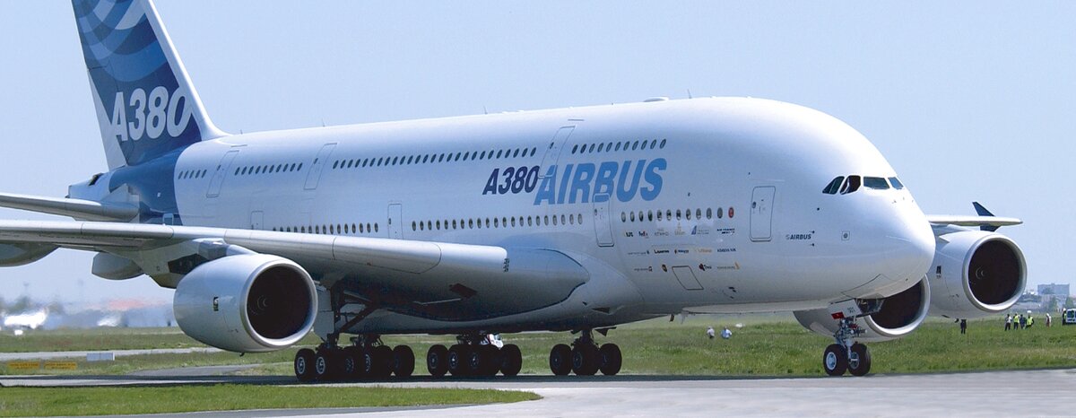 AIRBUS A380