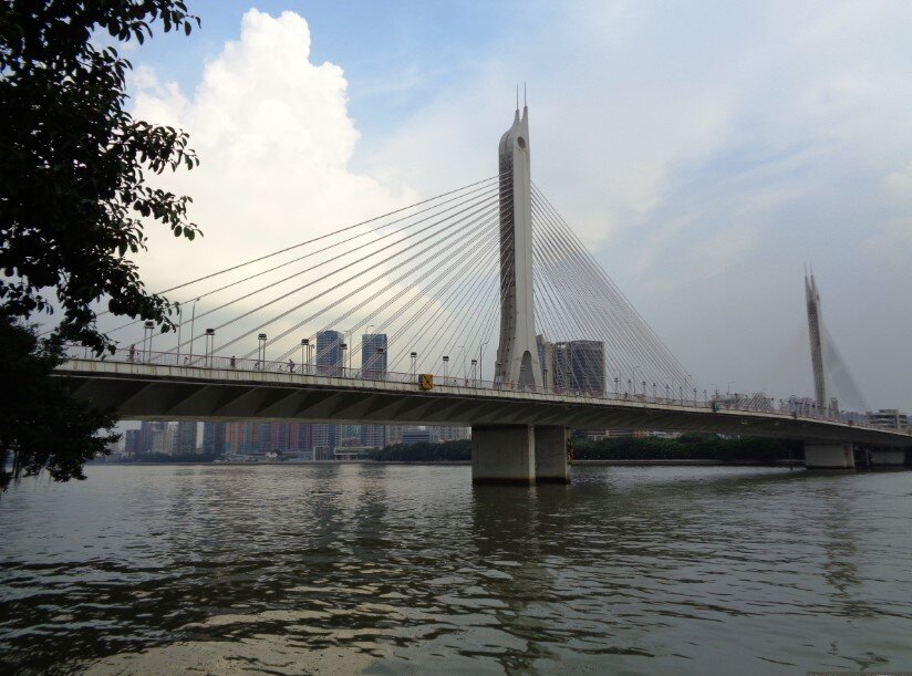 Мост через реку