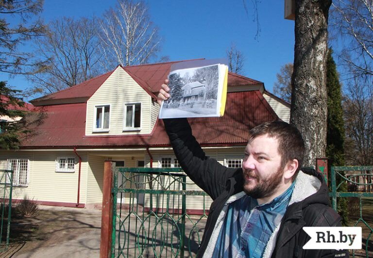 Владимир Садовский во время экскурсии по Геленово. Фото Татьяны Касьян.