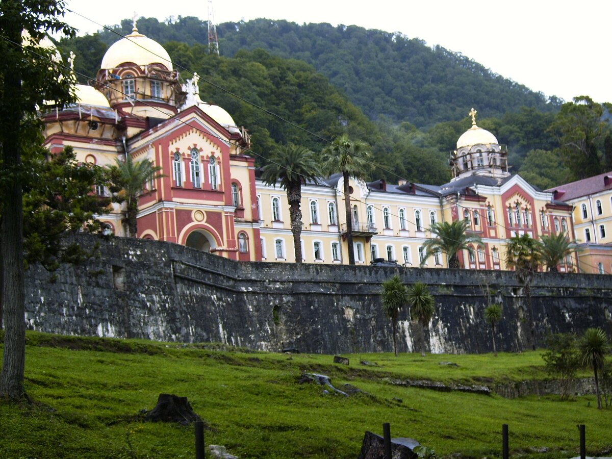 Новоафонский монастырь