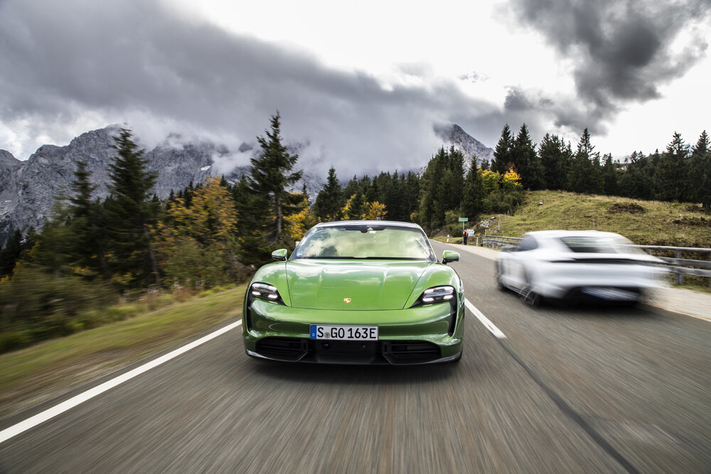 В компании Porsche принято немного занижать номинальные значения технических параметров