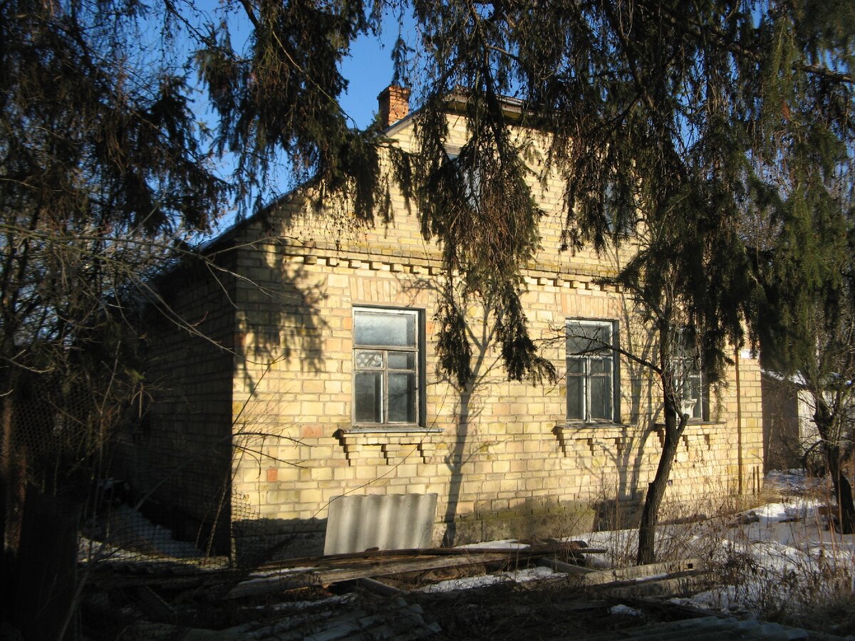 Городок Полесское в Чернобыльской зоне. Несмотря на радиацию, здесь жили до 1998 года