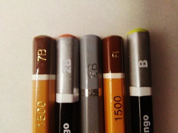 Разные фирмы, разная мягкость.