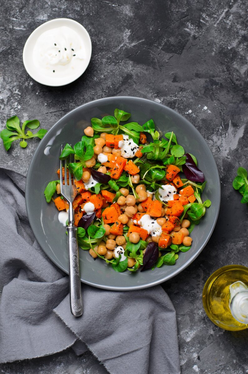 🍴 Салат с нутом и тыквой