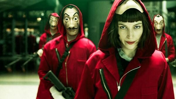 Кадр из сериала "Бумажный дом"