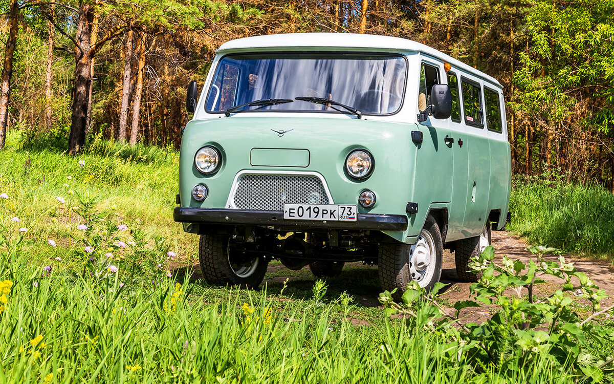 Отечественный УАЗ 452