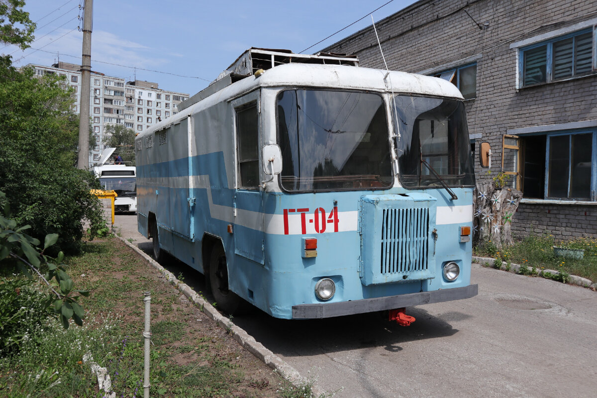 Троллейбус ГТ-04 в депо №2 г. Самары.