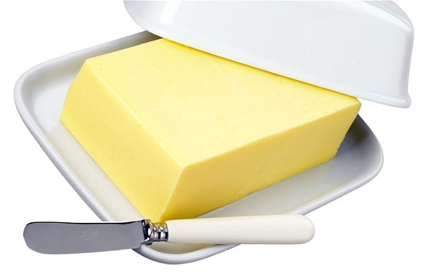 35-40 МЕ в 100г. больше 1кг масла для суточной нормы витамина