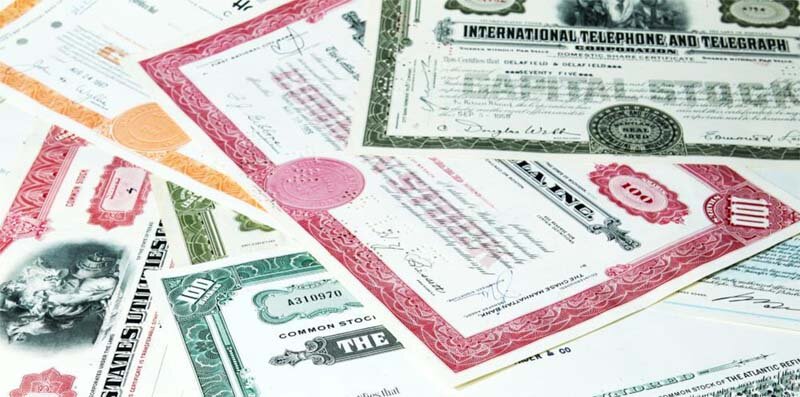 Сколько просите за "бумажку"?