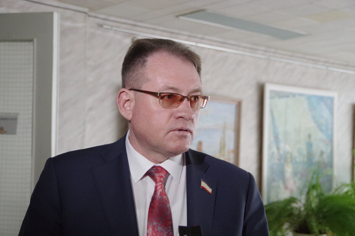 Александр Шувалов