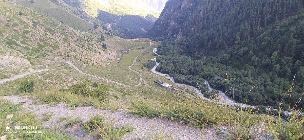 Дорога вдоль реки Кыртык