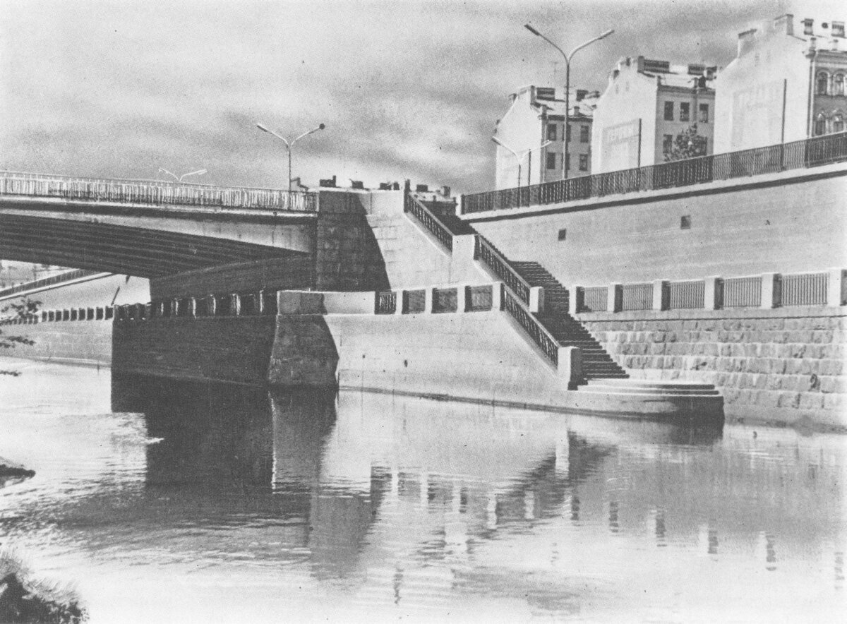 Прогулки по Петербургу: ретро-экскурсия по городу в старых фотографиях (от  50-х до 90-х) | ПОЕЗДКИ в Петербург ☔и не только | Дзен