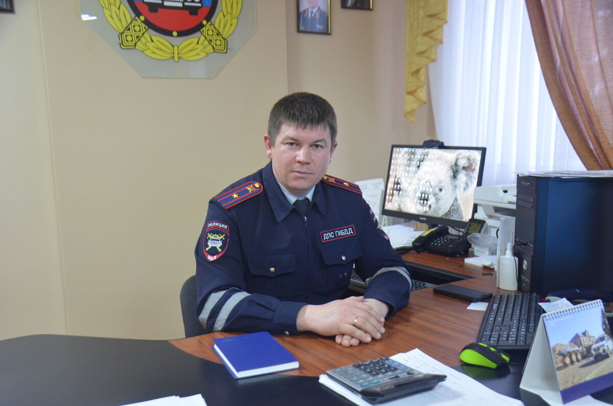 Начальник гаи мамадыш. Начальник ГАИ Агрыз. Начальник ГИБДД Агрызского района. Начальник ГИБДД Агрызского района Гатин. Начальник РОВД Агрызского района.