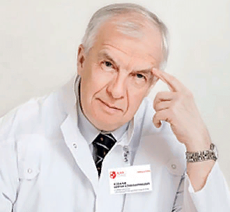 Громов Виктор Александрович 
Директор РГП «Национальный научный медицинский центр», доктор медицинских наук, Заслуженный деятель России, терапевт, диетолог
Стаж работы – 42 года