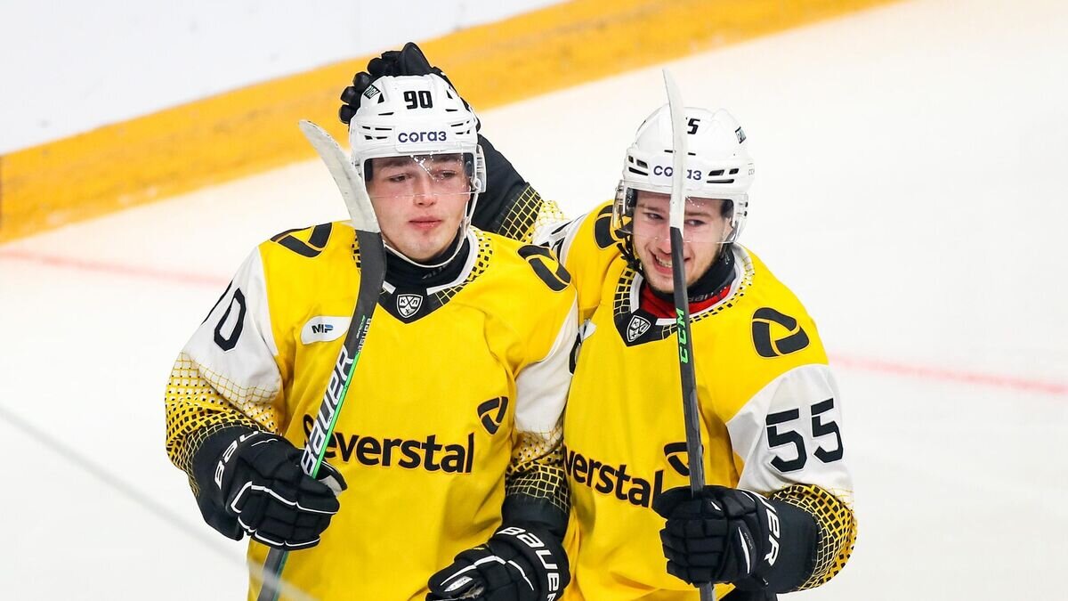    Хоккеисты "Северстали"© пресс-служба ХК "Северсталь"