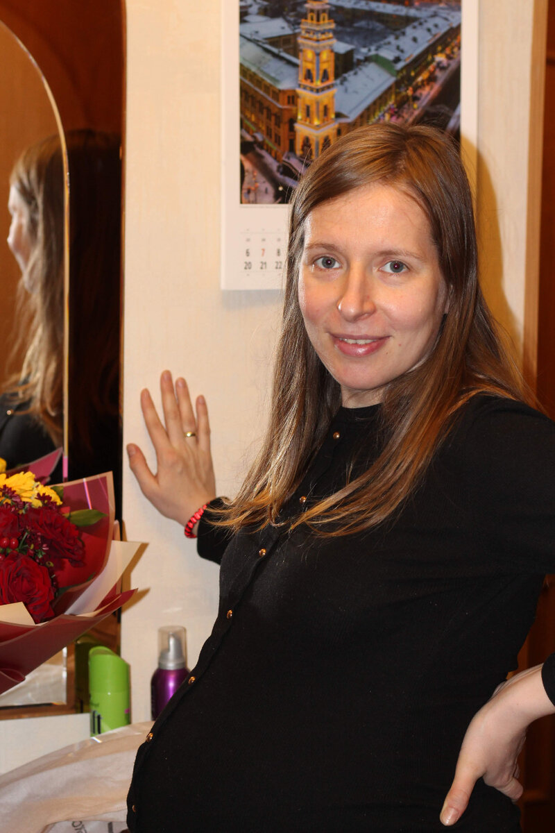 Фото 1й беременности не нашла, это фотография сделана в 37 недель моей 2й беременности