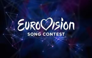   фото: music-video.mirtesen.ru Лаура Акопян