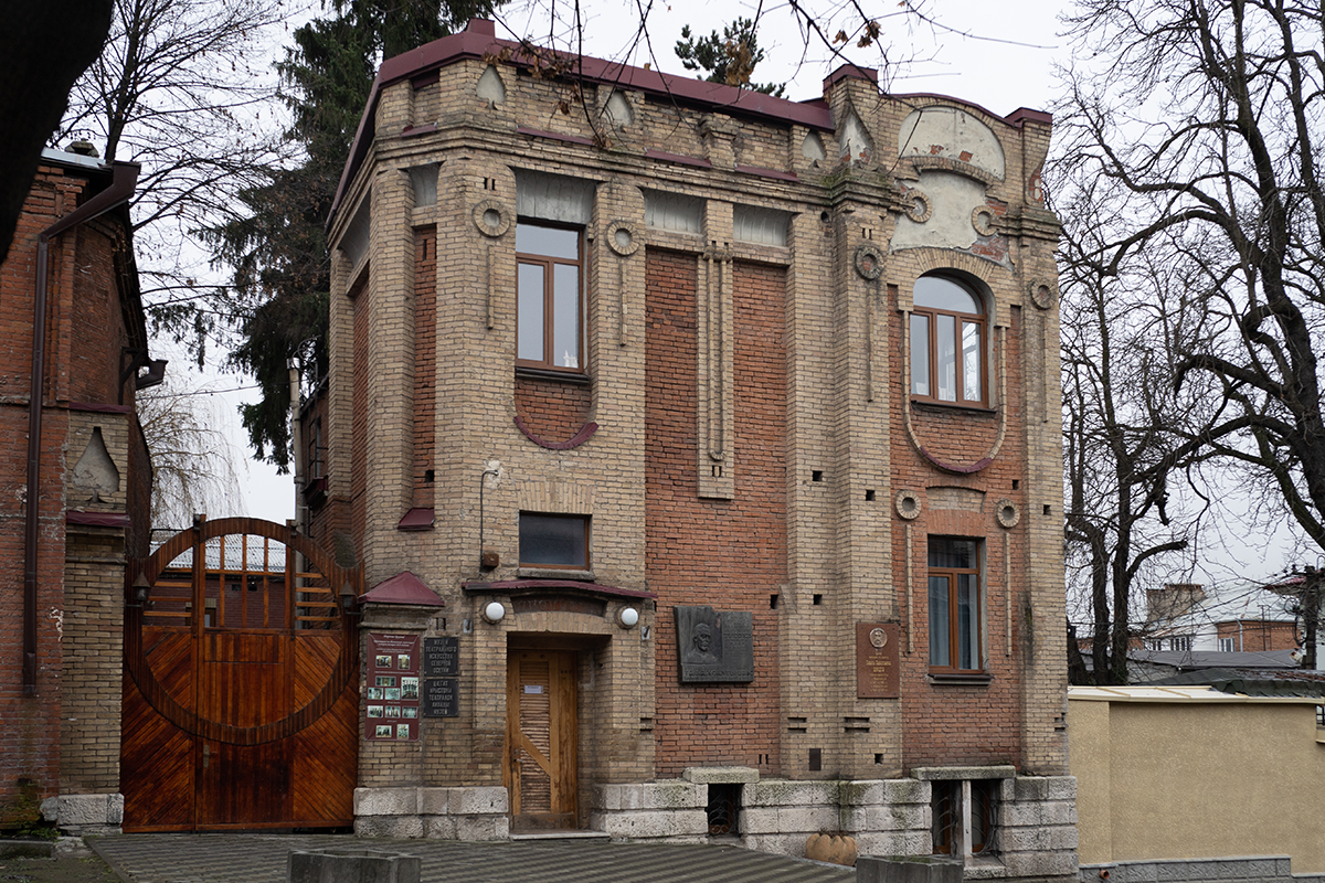 Доходный дом к. К. Здания шмидта. Здания шмидта. Здания шмидта.