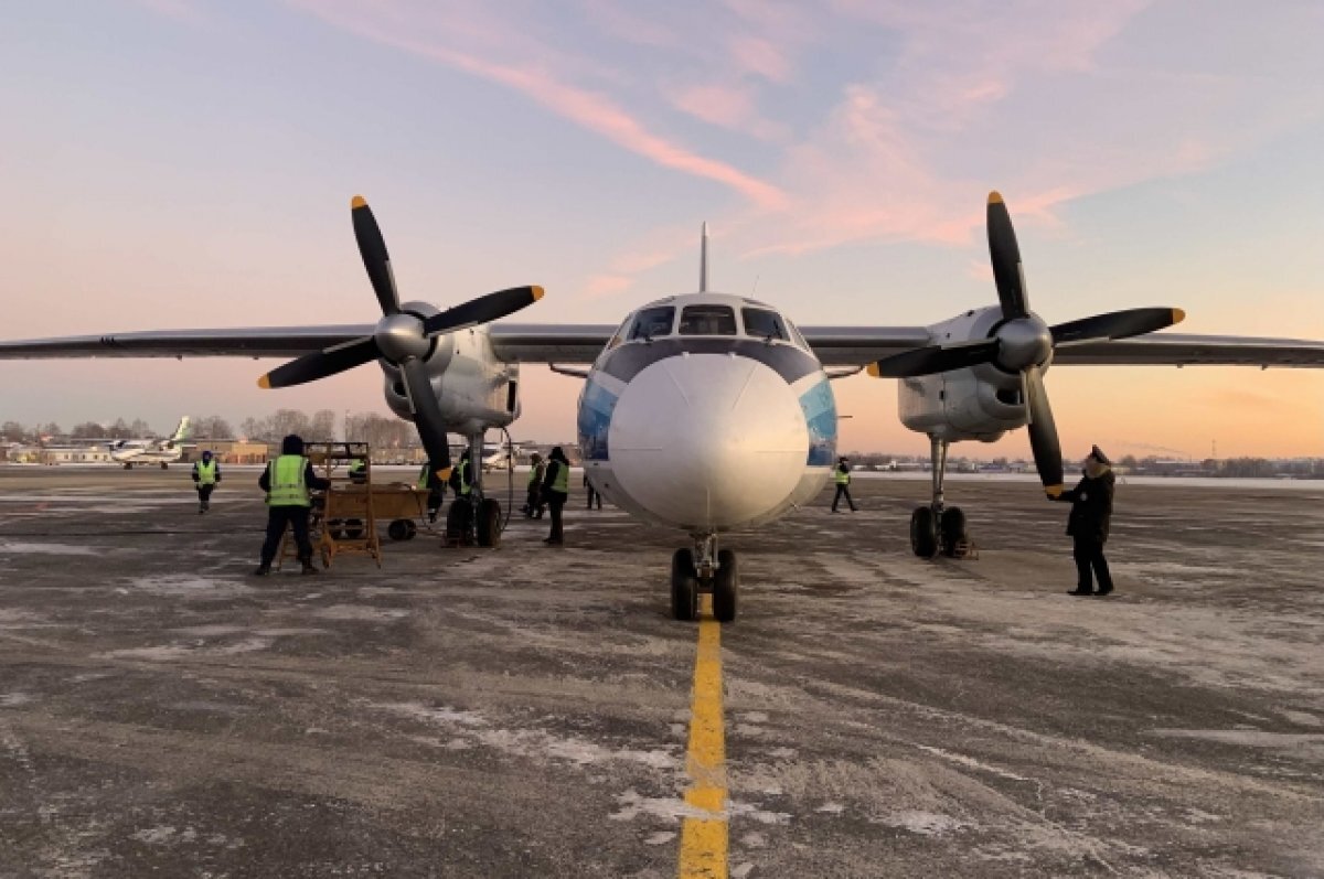 АН-24 Комиавиатранс. АН 24 Усинск Сыктывкар. Самолет АН 24. Ан24 Ижма.