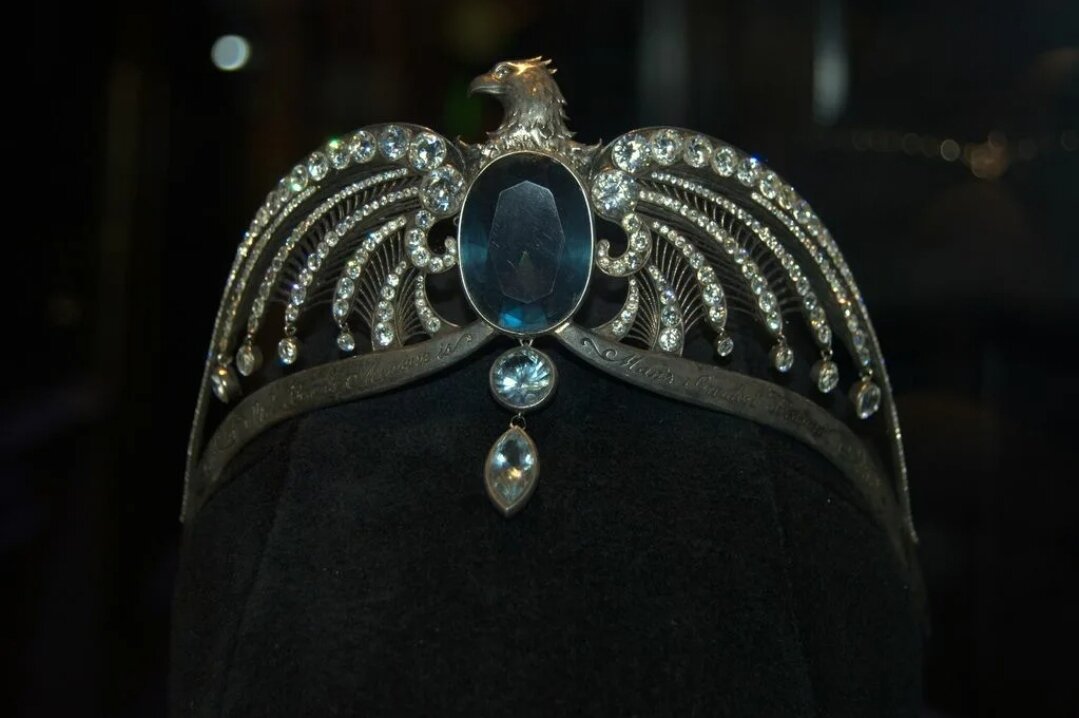 диадема когтевран гарри поттер. диадема кандиды когтевран. диадема когтевран гарри поттер. гарри поттер диадема кандиды когтевран. корона кандиды когтевран.