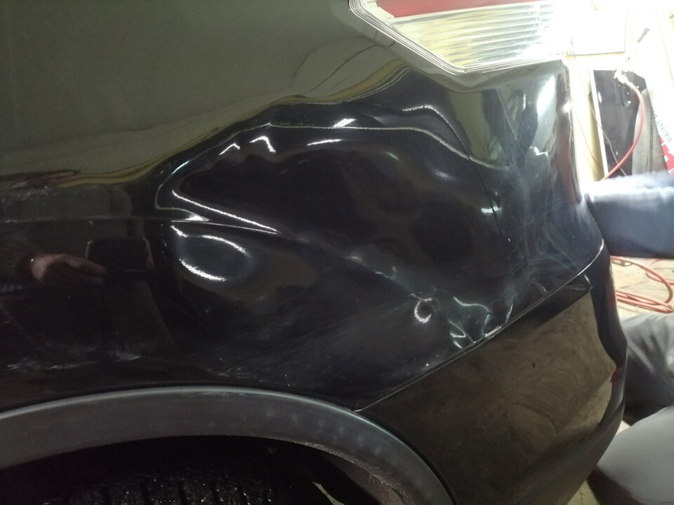 Мятое крыло Ниссан