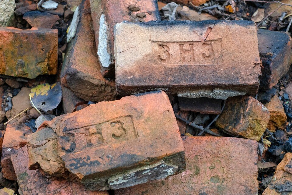     Историческое здание пришло в полный упадок. Артем КИЛЬКИН