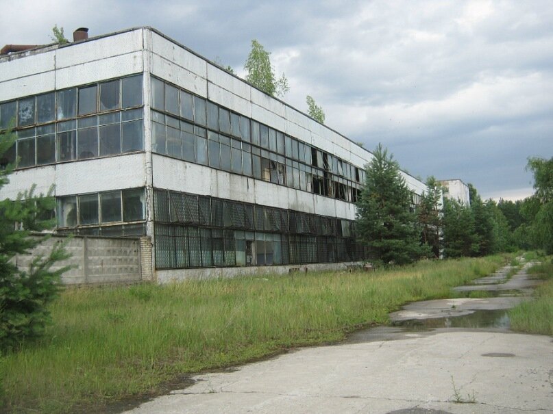 Реальные окрестности секретного завода Юпитер в городе-призраке Припяти ...