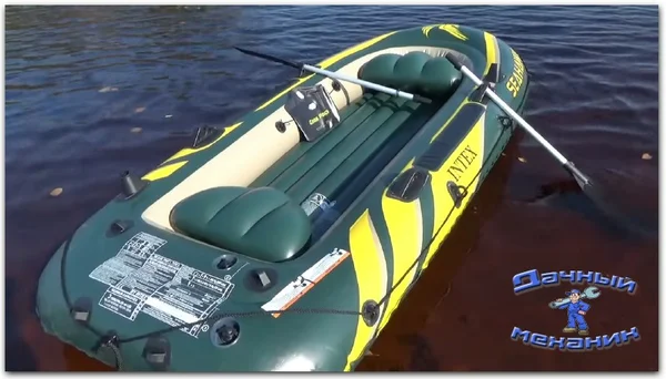 3-х местная ПВХ лодка с креплениями под мотор и держателями удочек