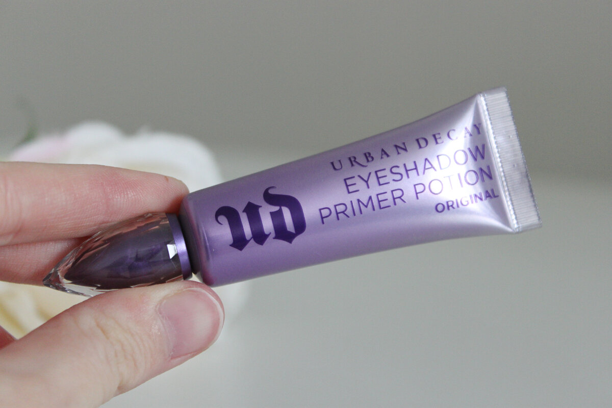 Urban Decay Prime Potion.