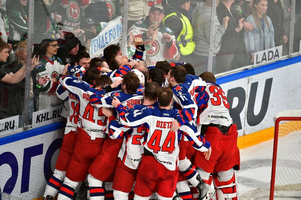 После двух подряд поражений в финале фаворитом седьмой игры виделся «Ак Барс». Но и тут ЦСКА вопреки логике и ожиданиям экспертов выиграл кубок. Фото: ak-bars.ru