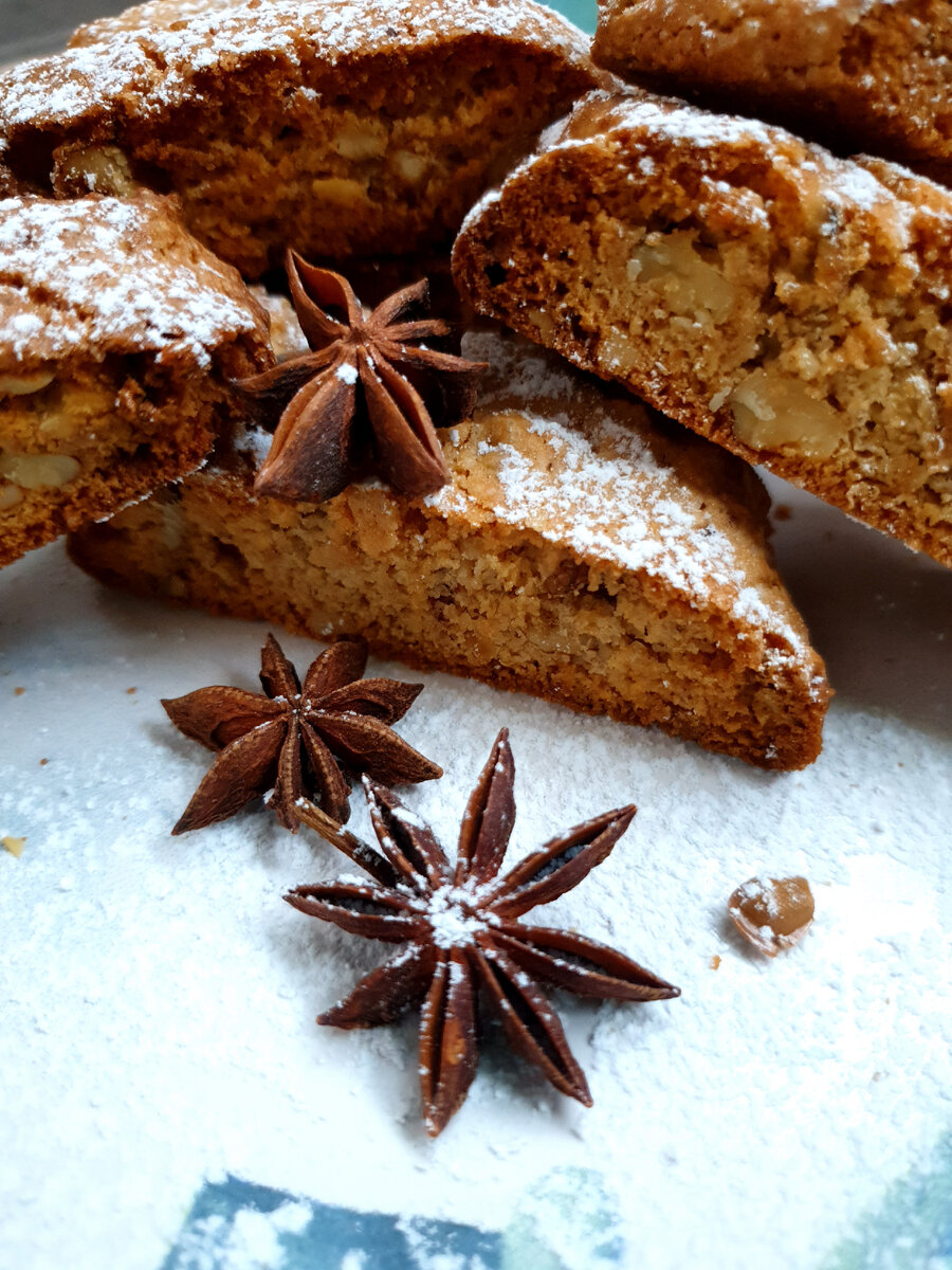 Candied and Raisins Biscotti