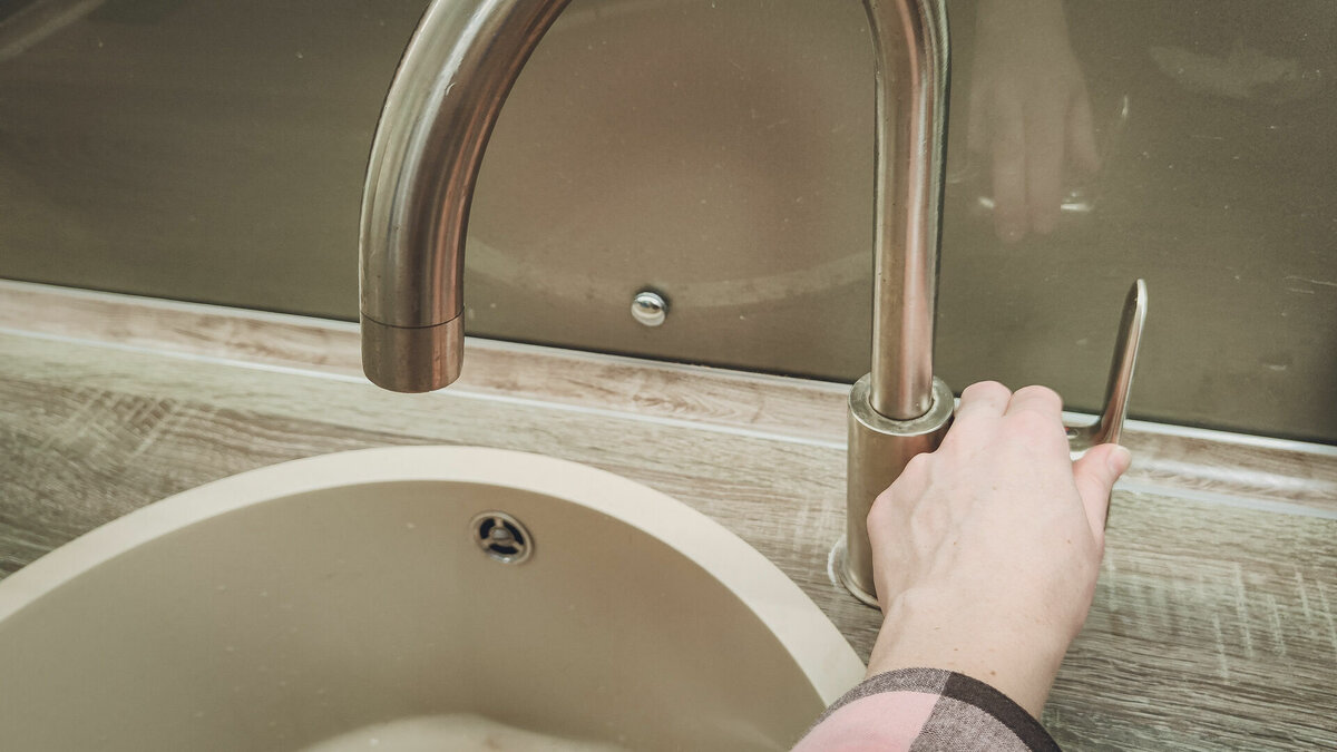     На участках пройдут ремонтные работы.