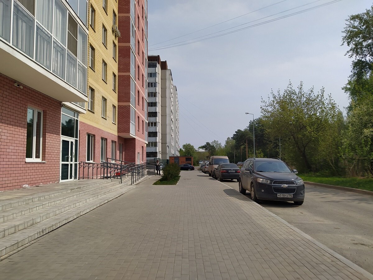 Улица Атмосферная (Екатеринбург)