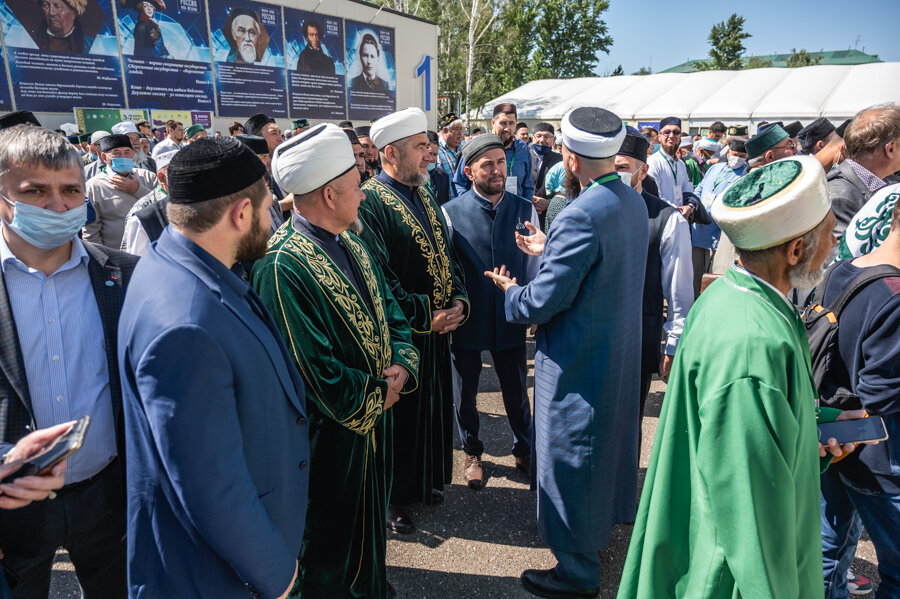 Шәүвәл ае уразасы. Праздники мусульманского народа. Мусульманские праздники 2023. Татарское духовенство