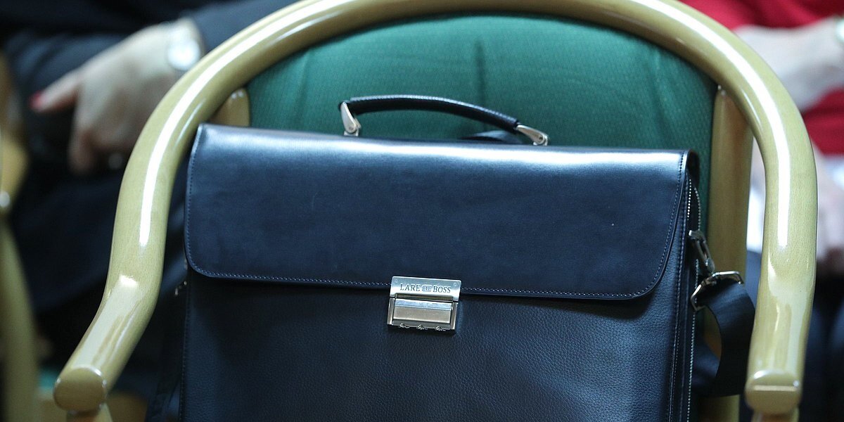 Фото: с сайта Госдумы России (http://duma.gov.ru/media/photos/1254×705/W5SB9JgtknbPRcNo3Tj89XYnKs6IeC3c.jpeg)