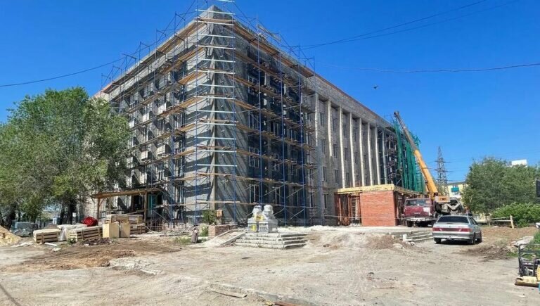    Детскую поликлинику на пр. Братьев Коростелевых в Оренбурге откроют в конце 2023 года Кристина Просвиркина