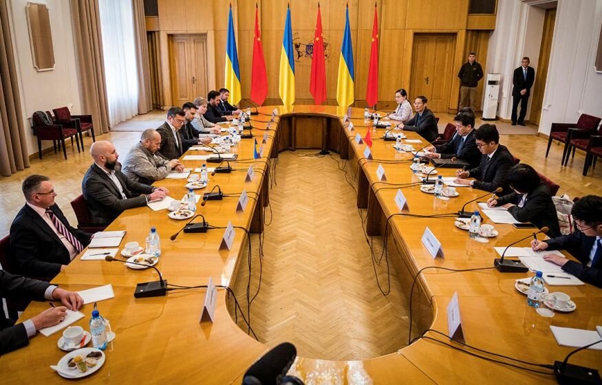    Китай отказался от требования оставить за Россией освобожденные территории