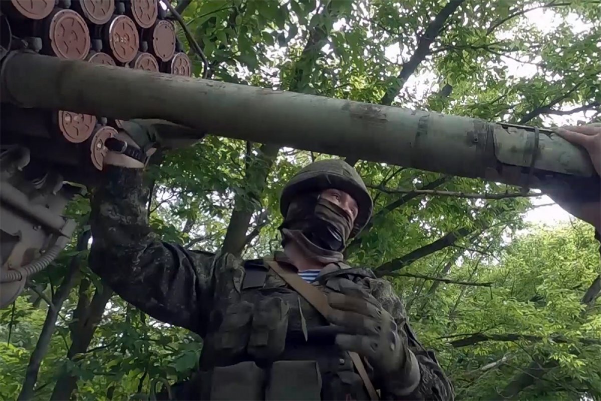    Военкор Сладков: ВС РФ отражают атаки восточнее Каховского водохранилища