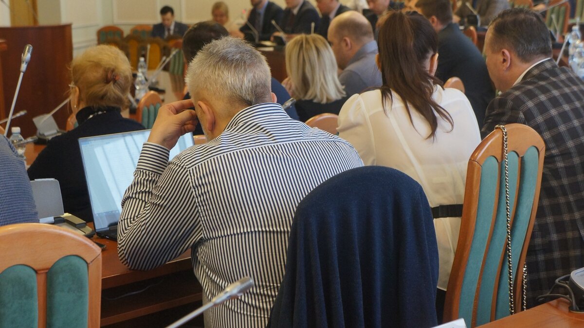     Депутаты Заксобрания Нижегородской области утвердили дату выборов главы региона. Они пройдут во второе воскресенье сентября, которое в 2023 году выпадает на 10 число. Об этом NewsNN стало известно на заседании ЗСНО.