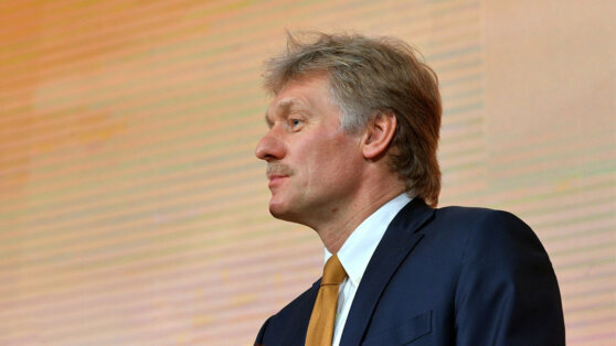    Песков назвал "абсолютной константой" политику США, направленную на сдерживание России Юлия Шелковенко