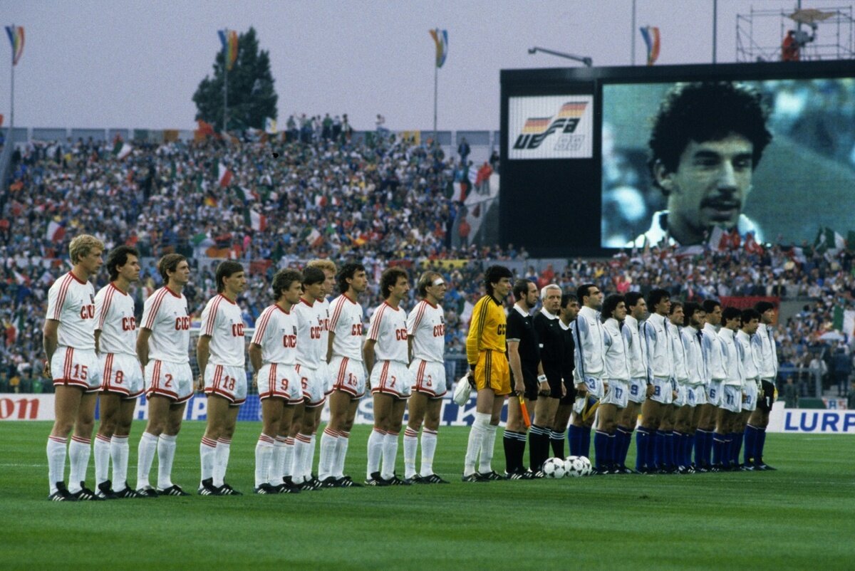 35 лет назад сборная СССР вышла в финал Евро-1988. В полуфинале команда  Лобановского идеально разобрала Италию! | Sports.ru | Дзен