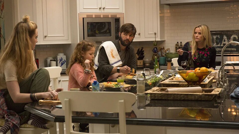 Кадр из сериала «Большая маленькая ложь».