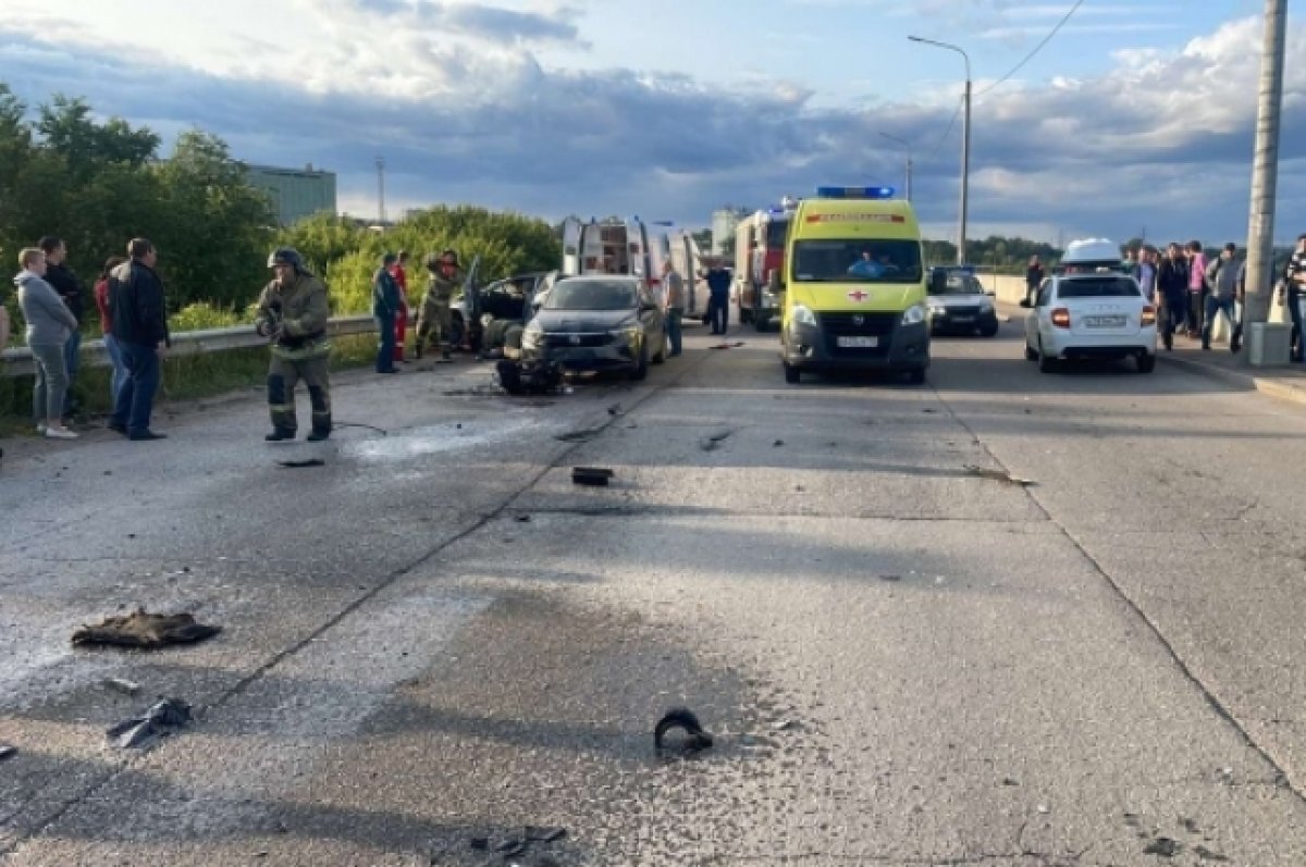    В Сызрани в столкновении 3 легковушек погиб 1 человек и ещё 2 пострадали