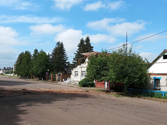    Поселок Глушково обстреляли дважды: есть значительные разрушения и раненые