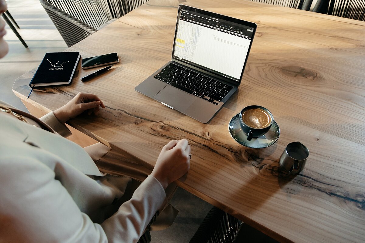 При работе с СНТ за 24 месяца моя доходность 150 000₽, а это 6250 ₽ в месяц.