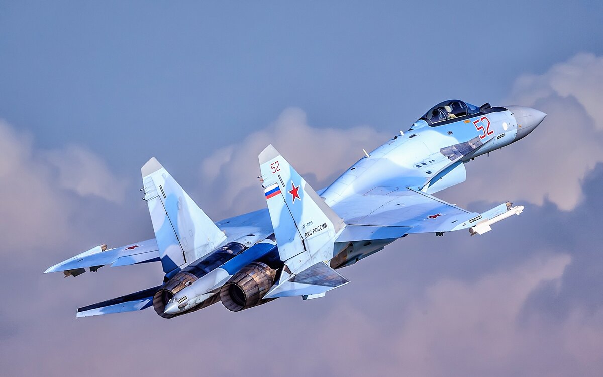 Российский истребитель Су-35 ВВС России. Фото из открытых источников 